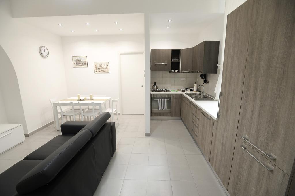 Laterano White Home - Colosseo 로마 외부 사진