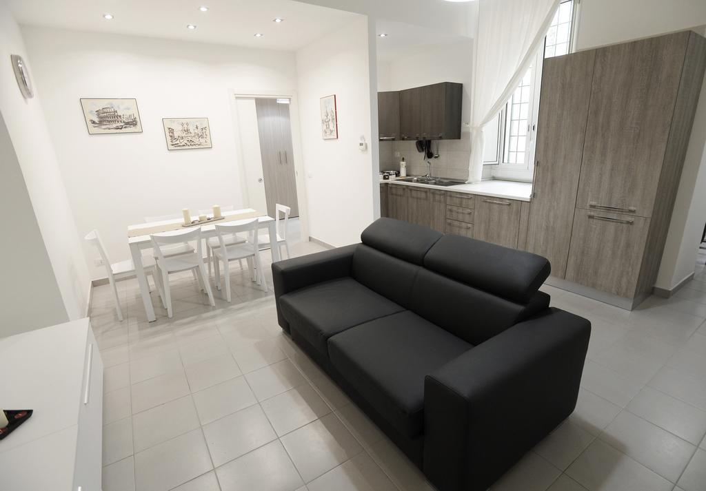 Laterano White Home - Colosseo 로마 외부 사진